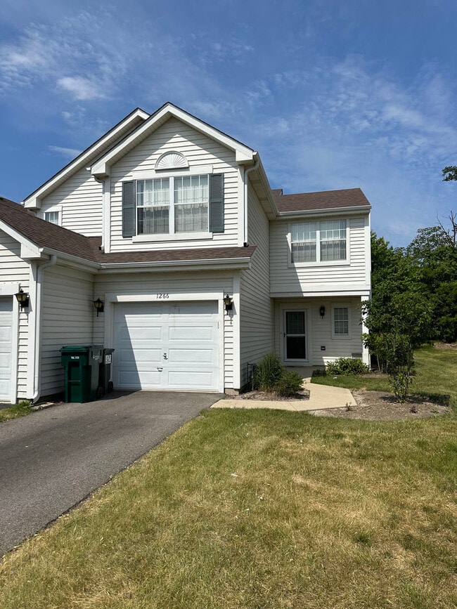 Primary Photo - 1266 S Candlestick Way