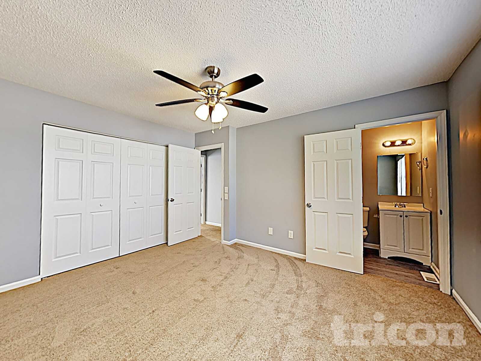 Building Photo - 313 Green Rose Rd