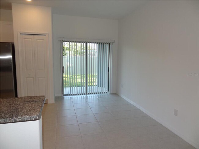 Building Photo - 5220 Forum Blvd