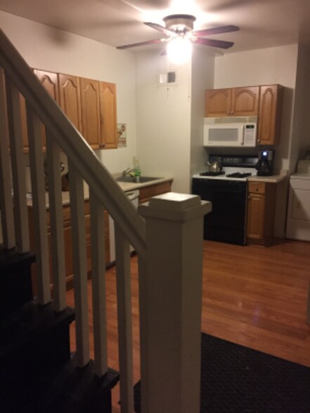 Building Photo - 2816 Edwards Wy