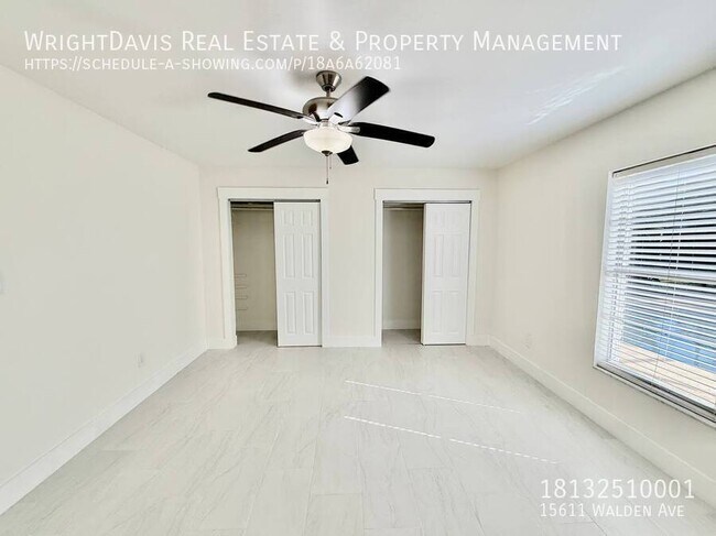 Building Photo - 15611 Walden Ave