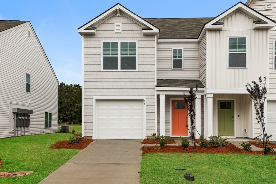Building Photo - 95 Striker Rd