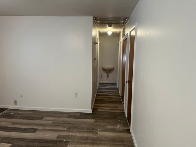 Building Photo - 1159 Halloran St