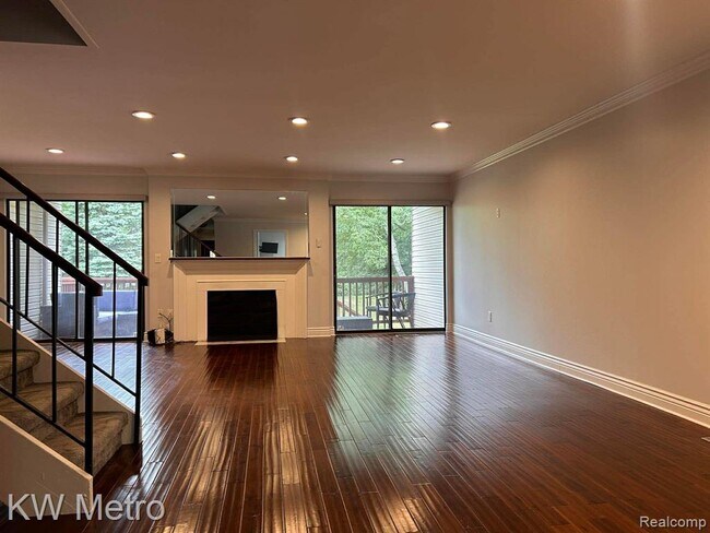 Building Photo - 6168 Palomino Ct