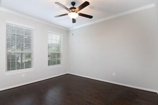 Building Photo - 14607 W Bekapark Ct