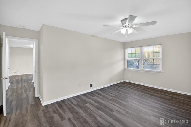 Building Photo - 111 Keystone Ct