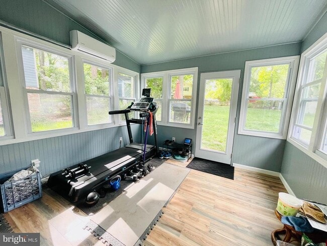 Building Photo - 10929 Decatur Dr