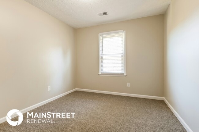 Building Photo - 2862 Emerson Lake Dr