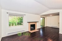 Building Photo - Live Easy in This Stylish 2-Bedroom with I...