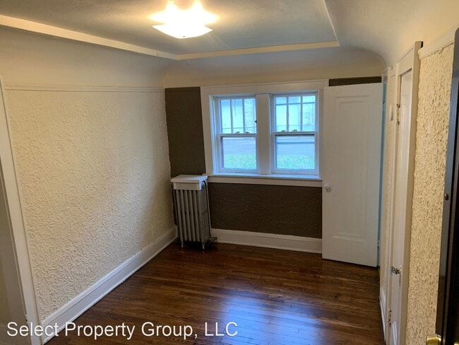 Building Photo - 1767 N Arlington Pl