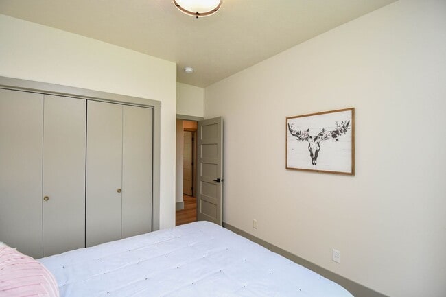 Building Photo - 5109 Manchester Ct