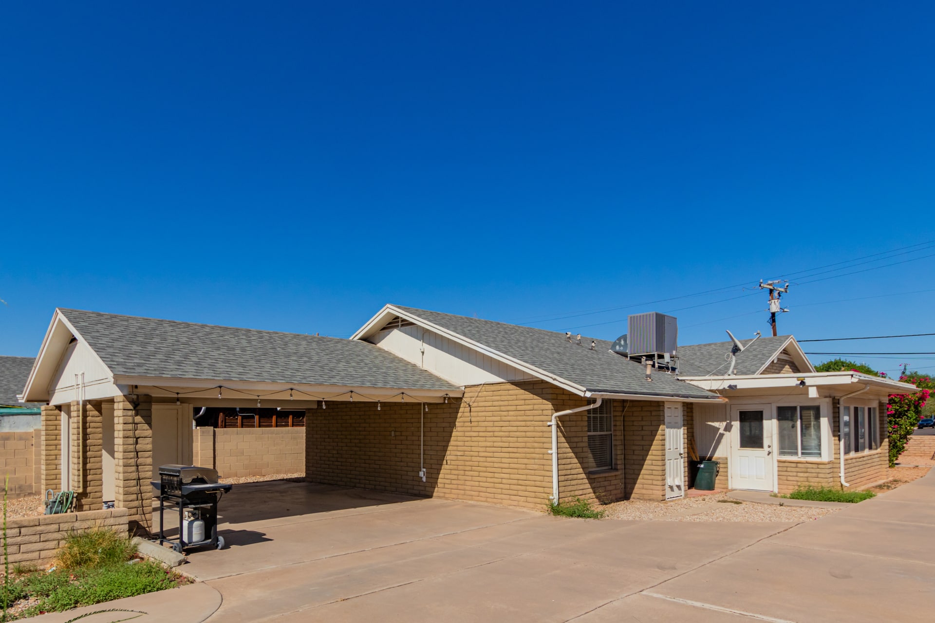 Building Photo - 1716 S Roosevelt St