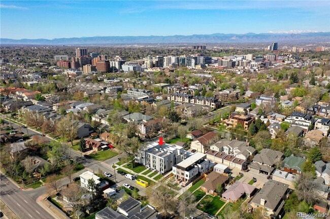 Building Photo - Cherry Creek Townhome - 4 Bed, 4 Bath, Detached Garage