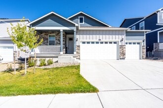 Building Photo - 5230 Janga Dr