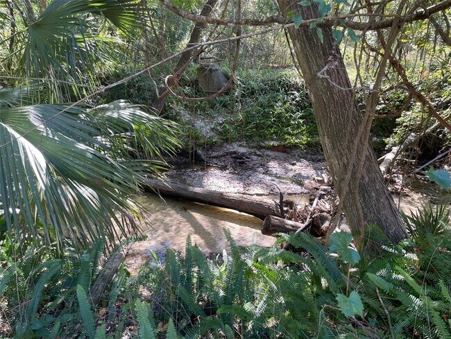 Building Photo - 2001 NW 15 Ave