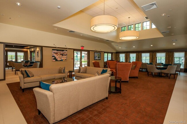 Building Photo - 23 Meadowood Dr