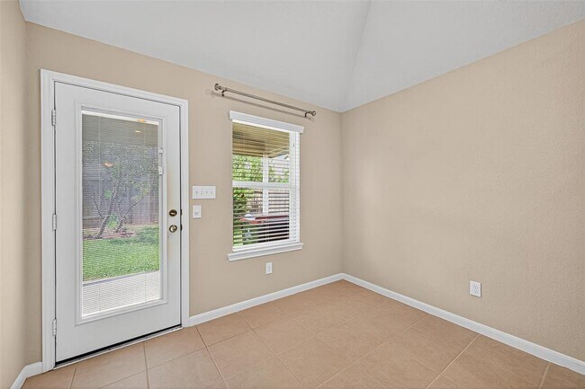 Building Photo - 18214 Almond Place Lane