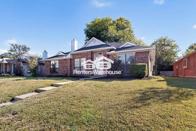 Building Photo - Completely Refreshed Rowlett Home