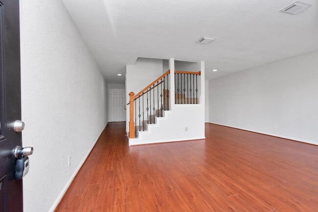 Building Photo - 12823 Briarwest Cir