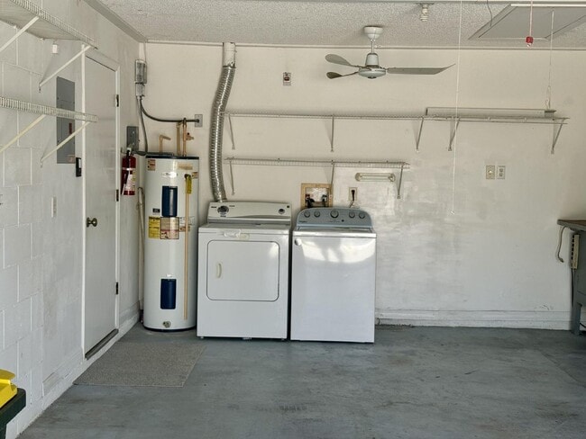 Building Photo - Charming 2-Bedroom Home in Clermont, FL (55+ Community)