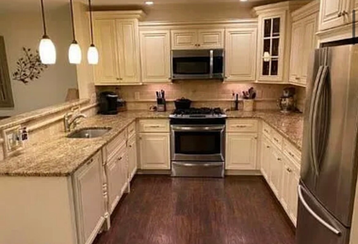 Building Photo - 64 Holly Dr