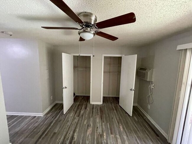 Building Photo - Beautiful One Bedroom Apt in Cotswold Neig...