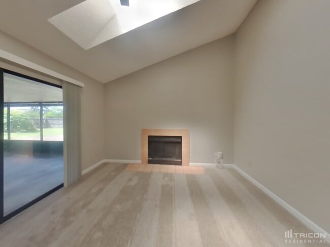 Building Photo - 4739 Harpers Ferry Ln