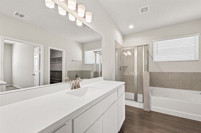 Building Photo - 17727 Chartertree Ln