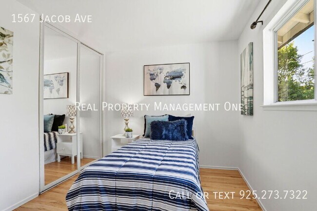Building Photo - 1567 Jacob Ave