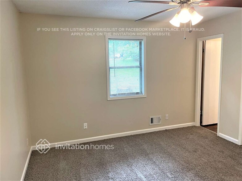 Building Photo - 4521 Dons Ct SW