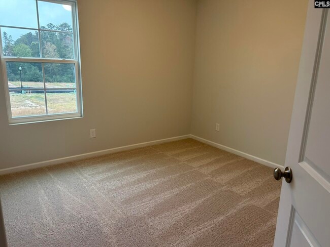 Building Photo - 387 Pinaster Path