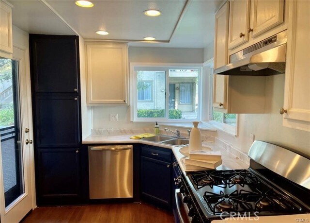 Building Photo - 35 Smokestone