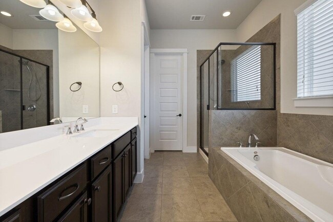 Building Photo - 13701 Ronald Reagan Blvd