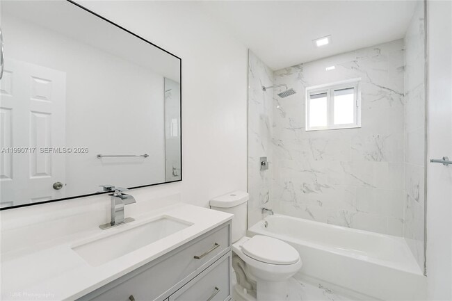 Building Photo - 2820 NW 95th St