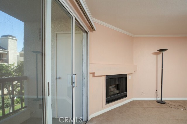 Building Photo - 5540 Owensmouth Ave