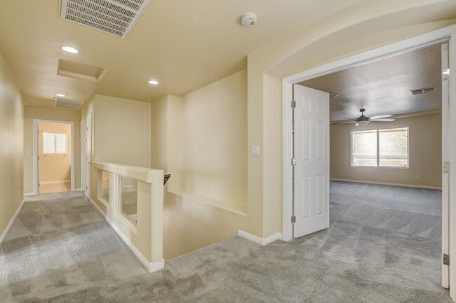 Building Photo - 6416 Shawnee Springs Ct