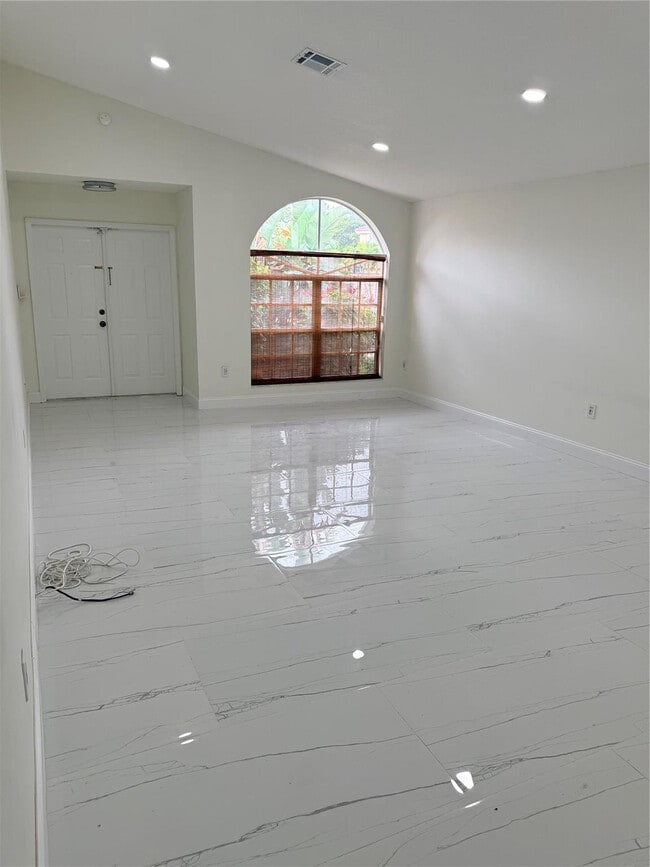 Building Photo - 3380 NW 78th Ave