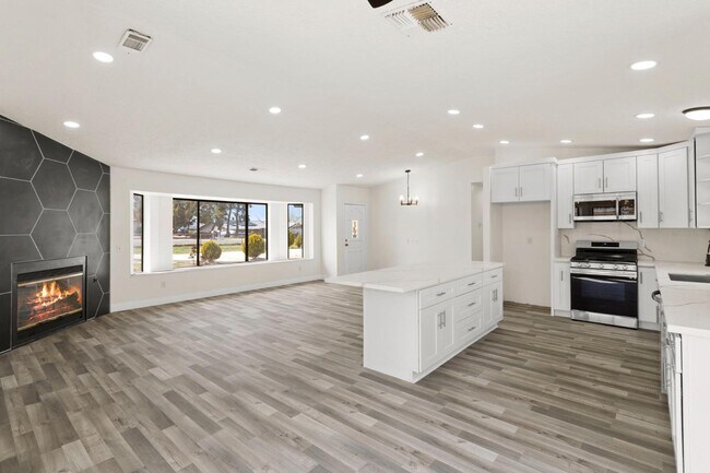 Building Photo - 7349 Jenkins Ave