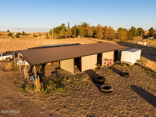 Building Photo - 7 Javelina Ct