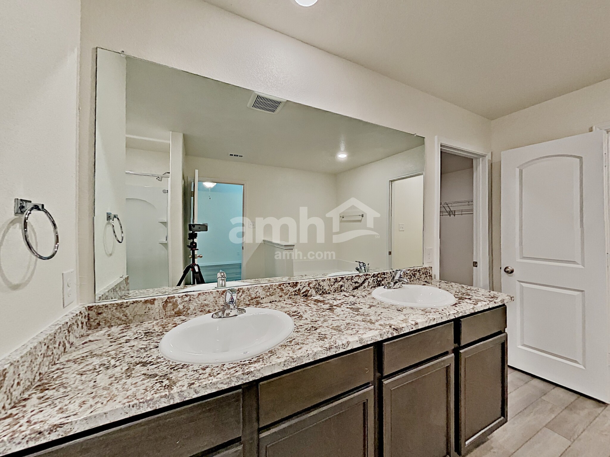 Building Photo - 7906 Cactus Plum Dr