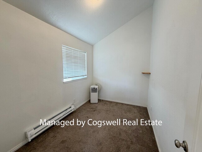 Building Photo - 457 N 750 E