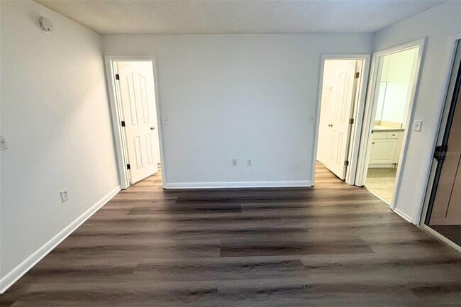 Building Photo - 501 SW 75th St