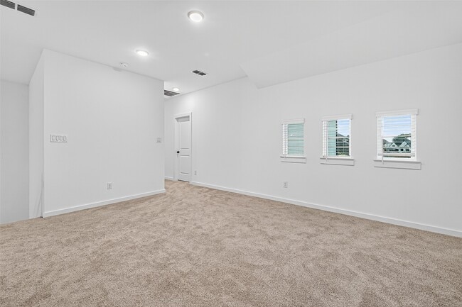 Building Photo - 10934 White Mist Dr