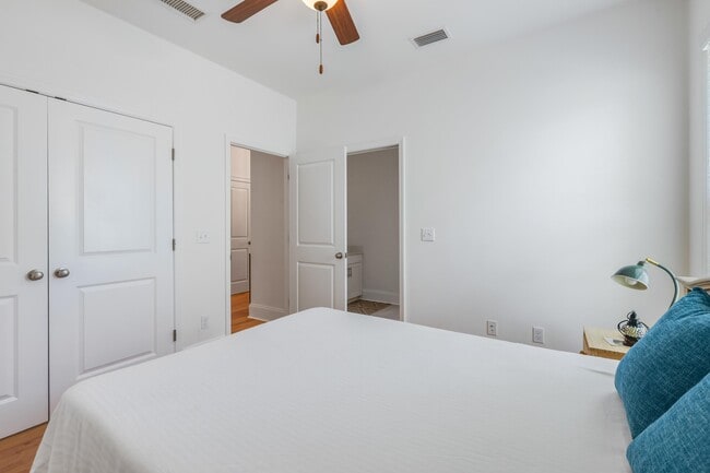 Building Photo - 3486 Coneflower Dr