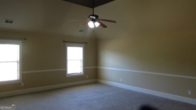 Building Photo - 125 Avondale Dr