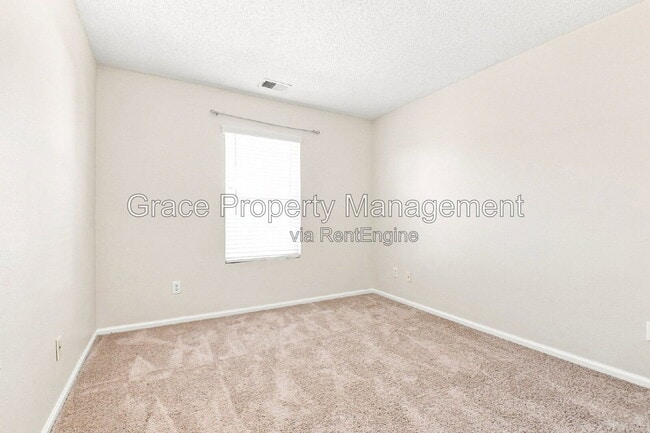 Building Photo - 5177 Pelican St