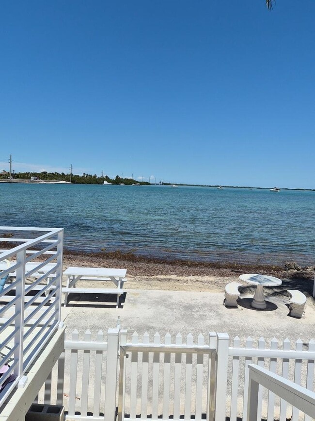 Building Photo - 55 Boca Chica Rd