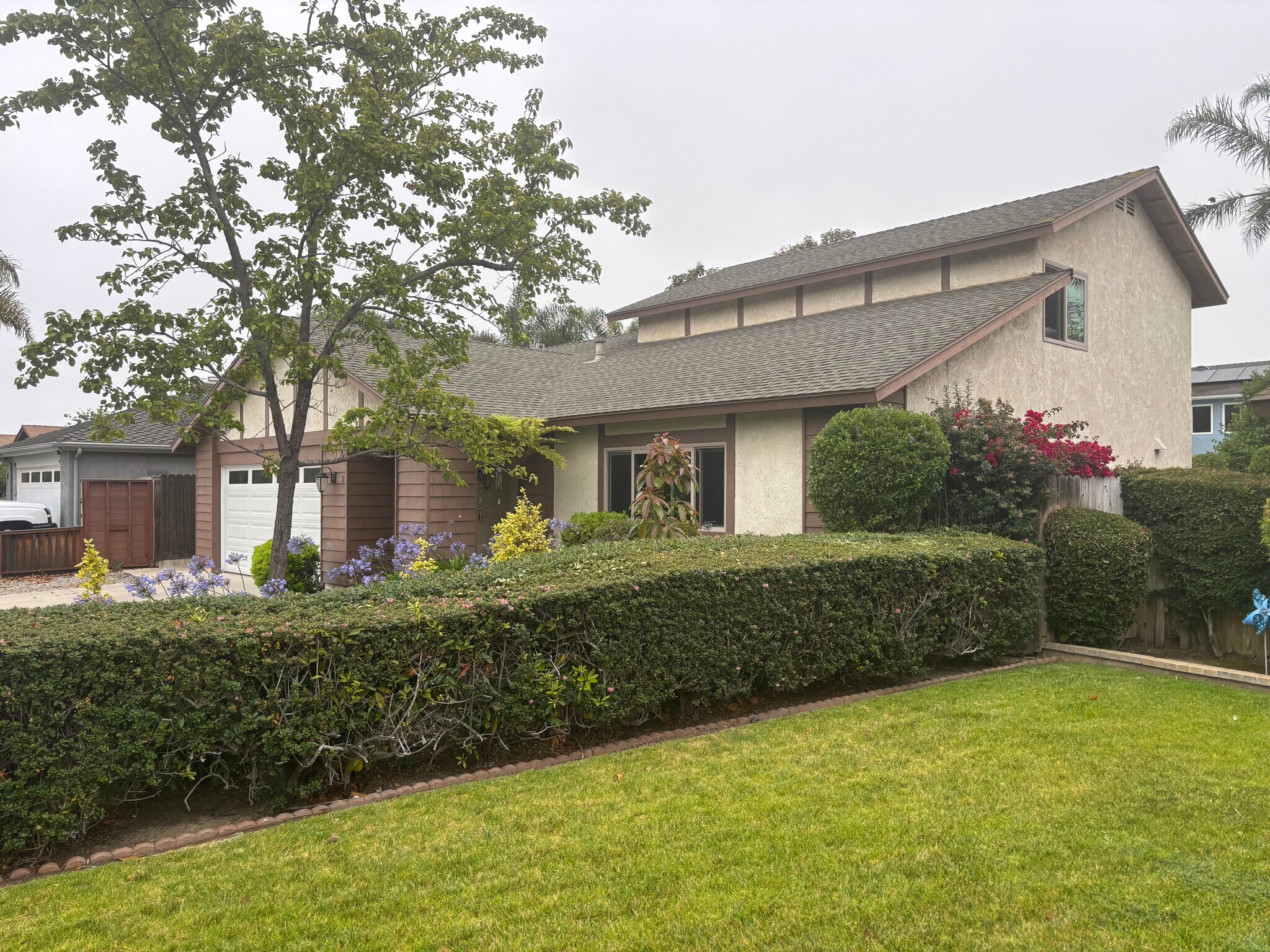 Building Photo - 830 Stern Ln
