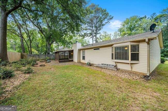 Building Photo - 503 Waterwood Bend