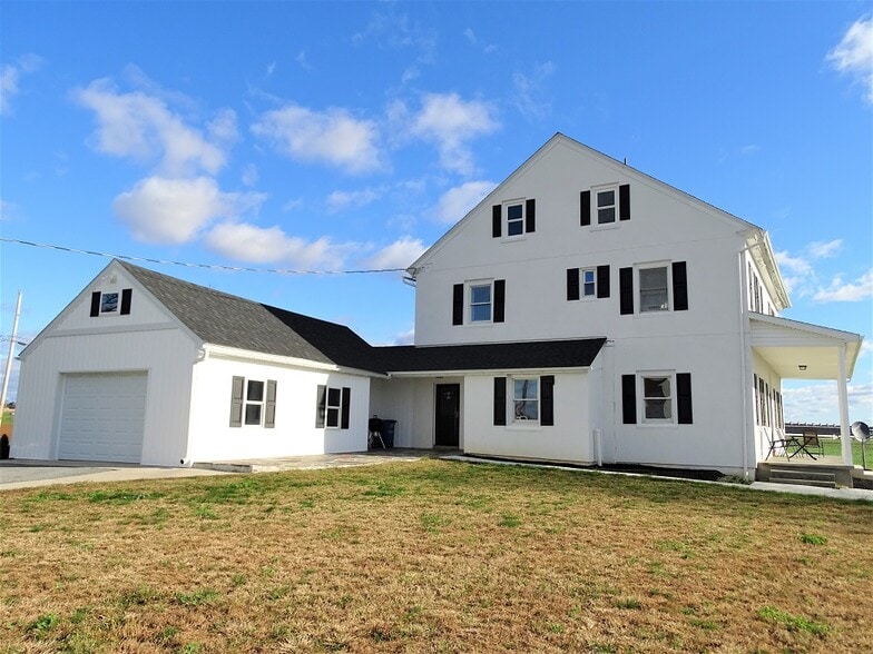 Building Photo - 737 Indian Village Rd